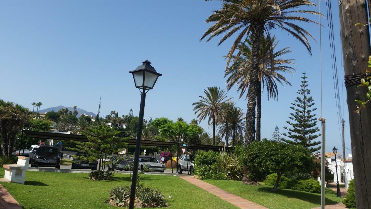 Beach-Front Bahia Dorada エステポナ エクステリア 写真