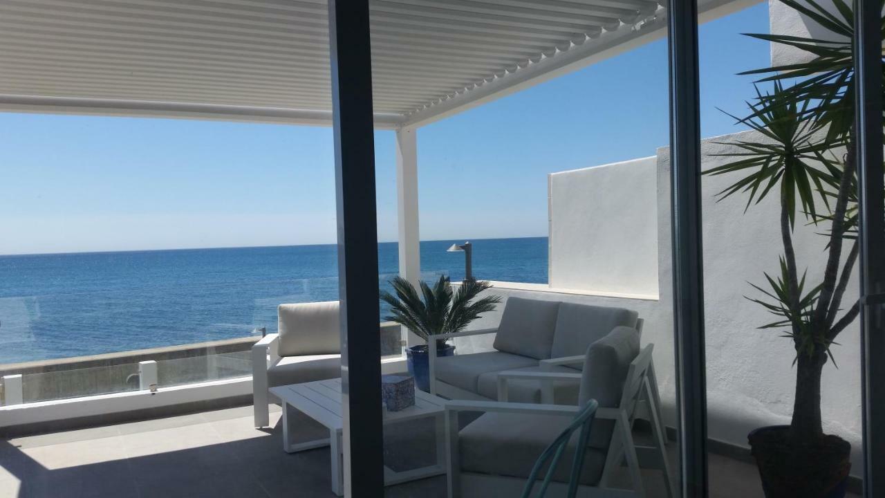 Beach-Front Bahia Dorada エステポナ エクステリア 写真
